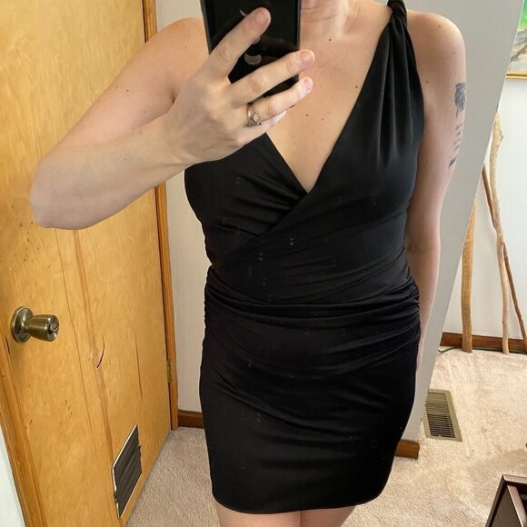 Black Halo Twist Strap Cross Bodice Fitted Mini Little Black Dress - Picture 6 of 10